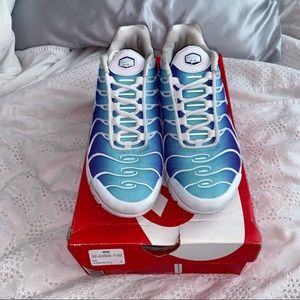 Nike Air Max Plus (Bleached Aqua Ombré) Wmns 6.5